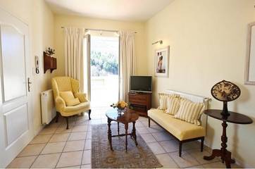 Gîte pour 6 personnes, avec terrasse à Saint-Laurent-de-Cerdans