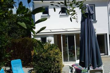 Gîte pour 8 personnes, avec jardin à Saint-Lyphard