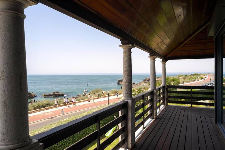 Villa pour 2 personnes, avec Balcon et Terrasse ainsi que Jardin et Piscine à Cascais - 2