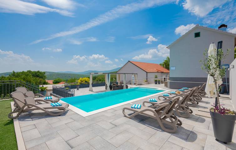Feriehus for 10 personer med terrasse in Imotski, Makarska Riviera