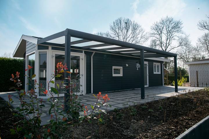 Ferienhaus für 4 Personen, mit Balkon/Terrasse und Terrasse - 1