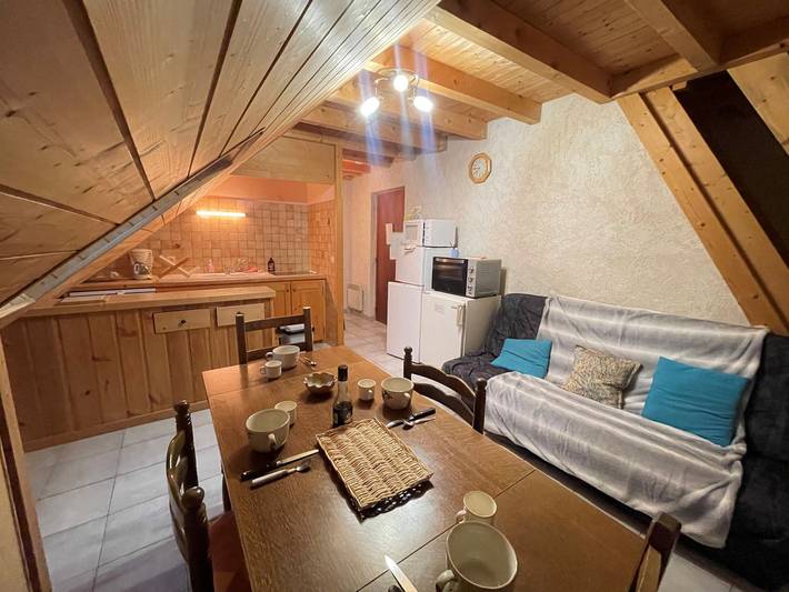 Ganze Wohnung, Charmantes Haus in der Nähe der Pisten mit Zwischengeschoss und Skischließfach in La Salle-les-Alpes, Serre Chevalier