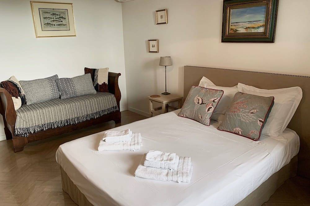 Geheel appartement, Schitterende moderne verhuur - Prachtig uitzicht op zee op 3 minuten van het strand in Sagone, Coggia