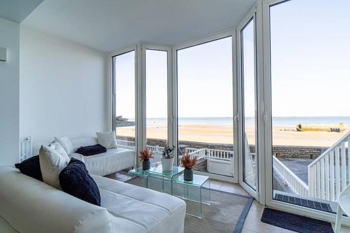 Location de vacances pour 10 personnes, avec vue et balcon à Arromanches-les-Bains - 4