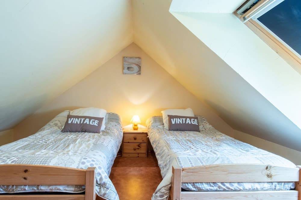 Maravillosa casa de vacaciones privada con Wifi, Tv, terraza, mascotas permitida y aparcamiento in Carentan les Marais, Côte de la Déroute