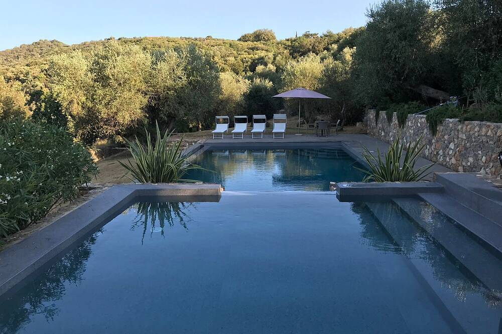 Wonderful villa with pool in Ansedonia, Orbetello