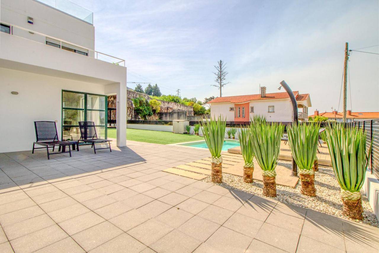 Three-Bedroom House in Moledo, Distrito de Viana do Castelo