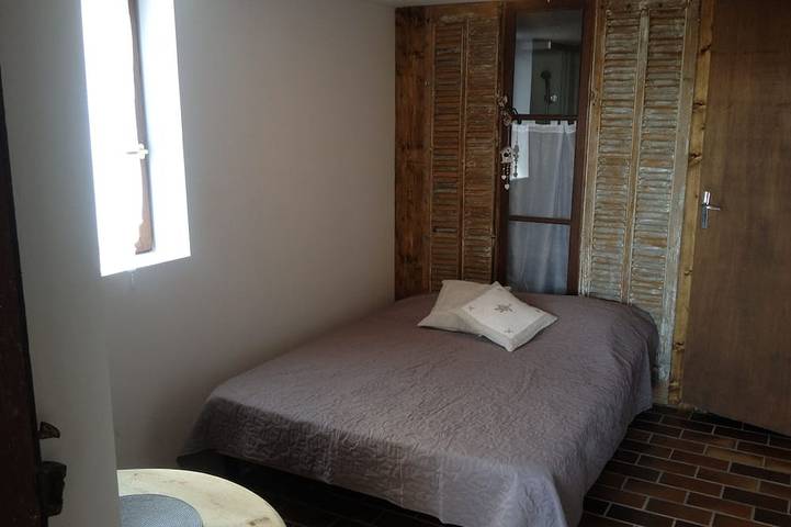 Location de vacances pour 15 personnes, avec balcon et jardin à Varen - 2