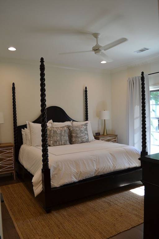 On Lake Tuscaloosa with Covered Dock - 3 King beds 3 1/2 bath Plus Bunk Room in Tuscaloosa, Tuscaloosa County