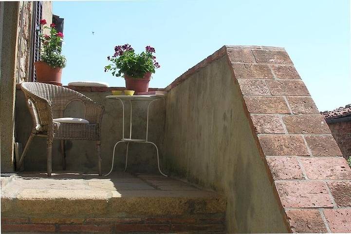 Gîte pour 5 personnes, avec balcon et jardin dans Montemassi