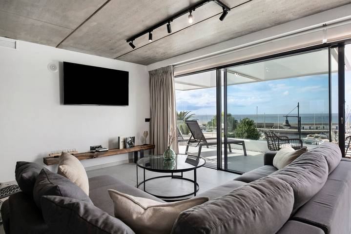 Ganze Wohnung, Ferienwohnung Gran Suit Horizonte mit Meerblick, Whirlpool & Wlan in Puerto del Carmen, Tías