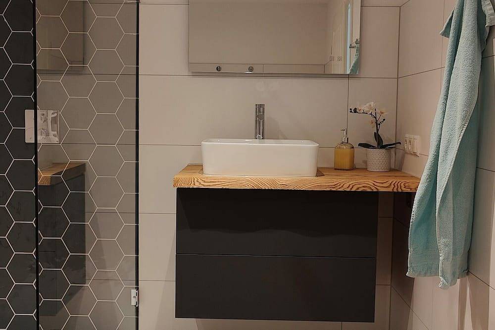 Ganze Wohnung, Einliegerwohnung 350m vom See in Westensee, Rendsburg-Eckernförde