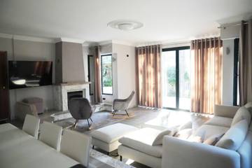 Ferienhaus für 11 Personen, mit Garten und Balkon, kinderfreundlich in Albanien
