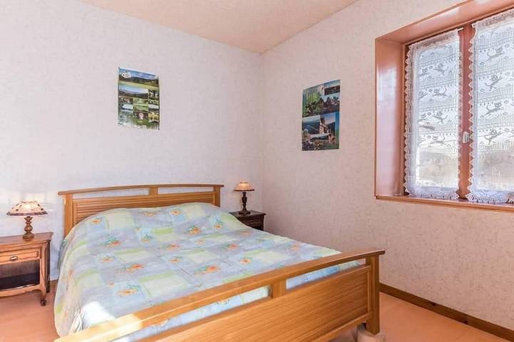 Gîte pour 5 personnes, avec jardin à Fougerolles - 4