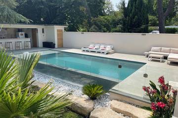 Cottage pour 3 personnes, avec terrasse et jardin à Bagnols-sur-Cèze