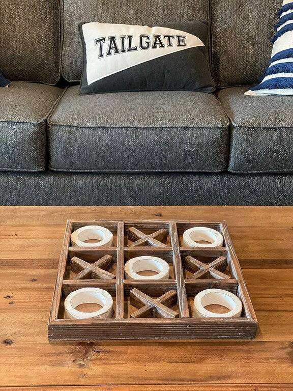 Walk To World Cup: Game Room Hot Tub Mini Golf 4 Full Bath Prime Location in Arlington, Tarrant County