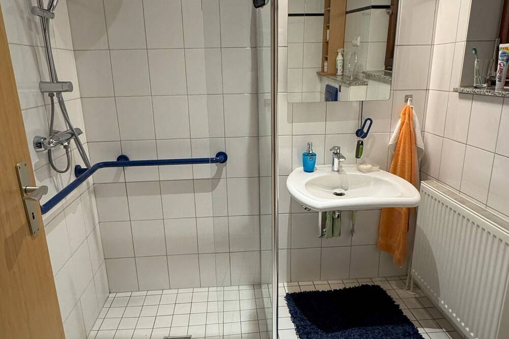 Ganze Wohnung, Hochwertig und geräumige Fewo im Heide- und Luftkurort Schneverdingen-Lünzen in Schneverdingen, Landkreis Heidekreis