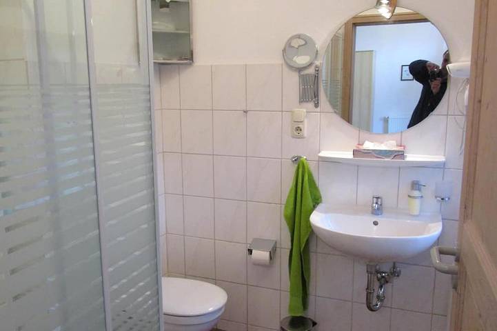 Großzügig gestaltete  Ferienresidenz für 6 Pers. mit Pool-u. Sauna- mitnutzung in Stadland, Wesermarsch