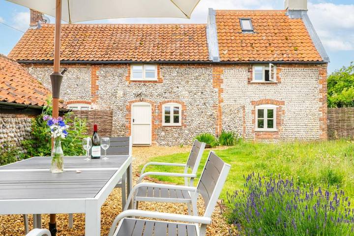 Holiday rental for 4 people, with garden, with pets in Salthouse