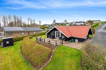 Ferienhaus für 4 Personen, mit Garten und Terrasse in Apenrade