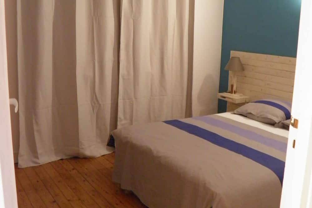 Appartement entier, Maison tout confort, lumineuse, proche plage, 1 terrasse plein soleil, 4 pers in Hermanville-sur-Mer, Région de Caen