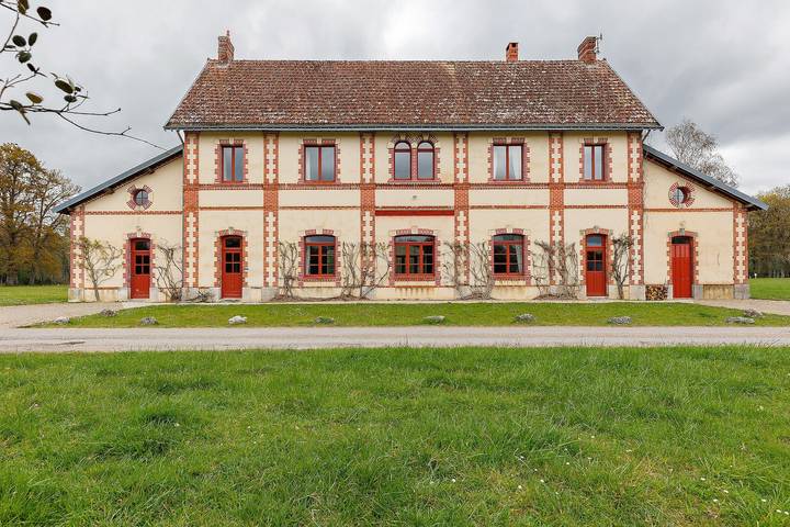 Gîte pour 14 personnes, avec Jardin