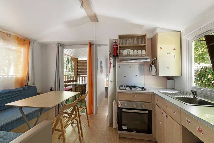 3-Bedroom Mobile Home with Air Conditioning, Shared Pool and Private Terrace in Lagorce, Ardèche