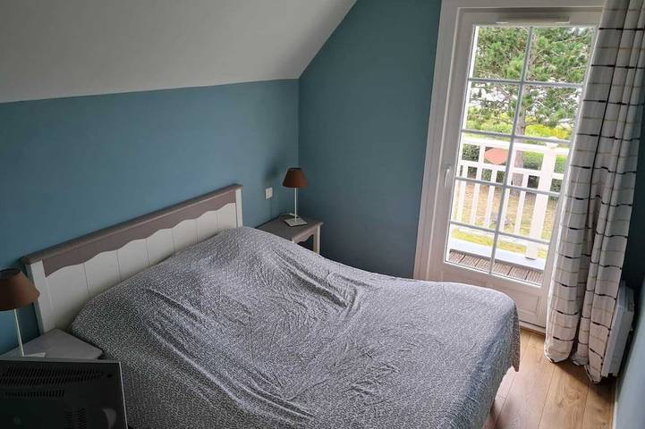 Location de vacances pour 8 personnes, avec balcon ainsi que jardin et piscine dans Aquaclub de Belle Dune - 4