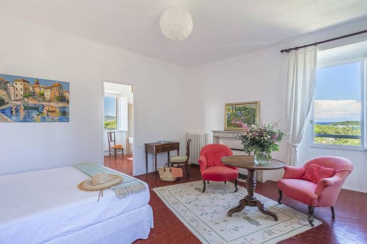 Villa pour 8 personnes, avec terrasse et jardin à Saint-Tropez - 4