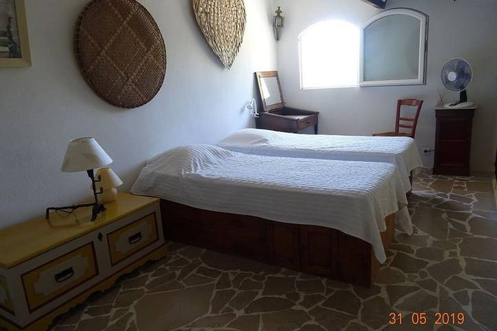 Location de vacances pour 5 personnes, avec jardin et terrasse dans Calanque De Port Pin Cassis - 3