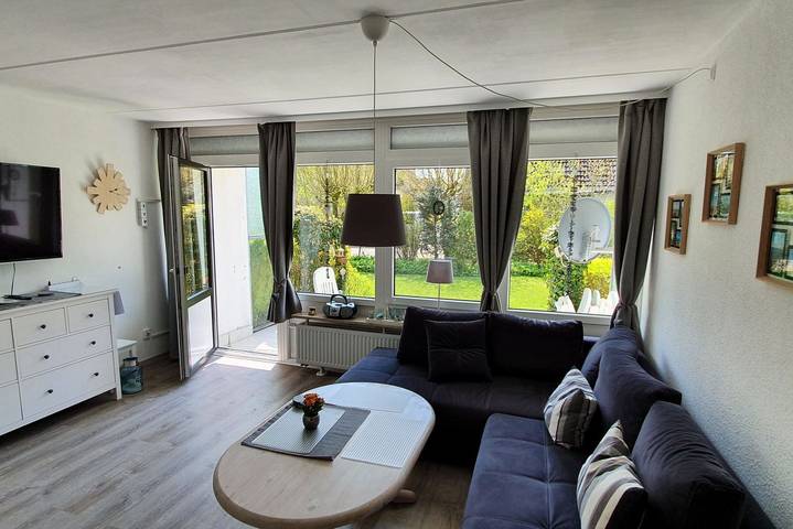 Ganze Wohnung, Urlaub zum Genießen in der Ferienwohnung "Alte Liebe" in Büsum, Kreis Dithmarschen