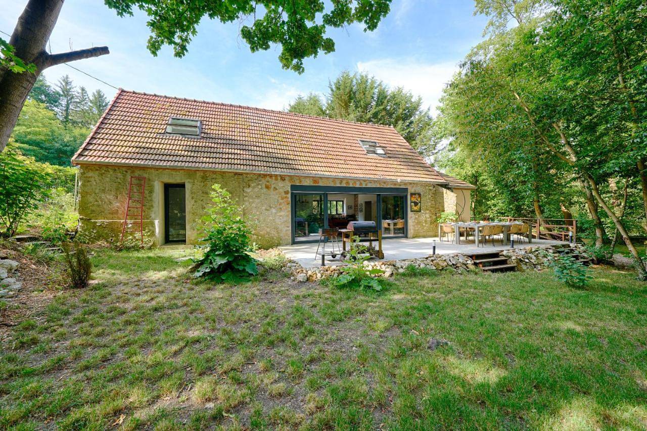 Fermette de Rochopt, 15 pers Nature & Rivière - proche Paris in Boussy-Saint-Antoine, Essonne