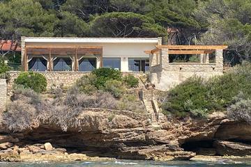 Gîte pour 6 personnes, avec jardin et terrasse dans Plage de la Madrague