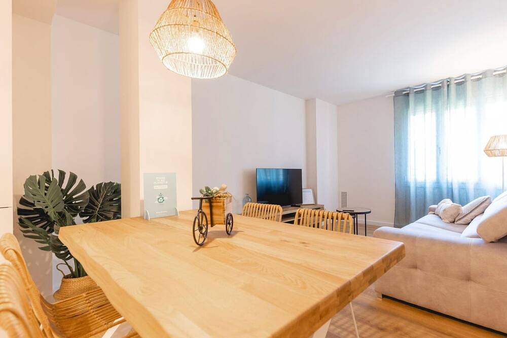 Hel lägenhet, Sirenes - Holiday Apartment Rental in Girona | Bravissimo in Girona, Gironès