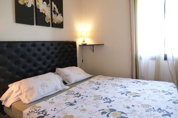 Location de vacances pour 8 personnes, avec jardin à L'Isle-sur-la-Sorgue - 4