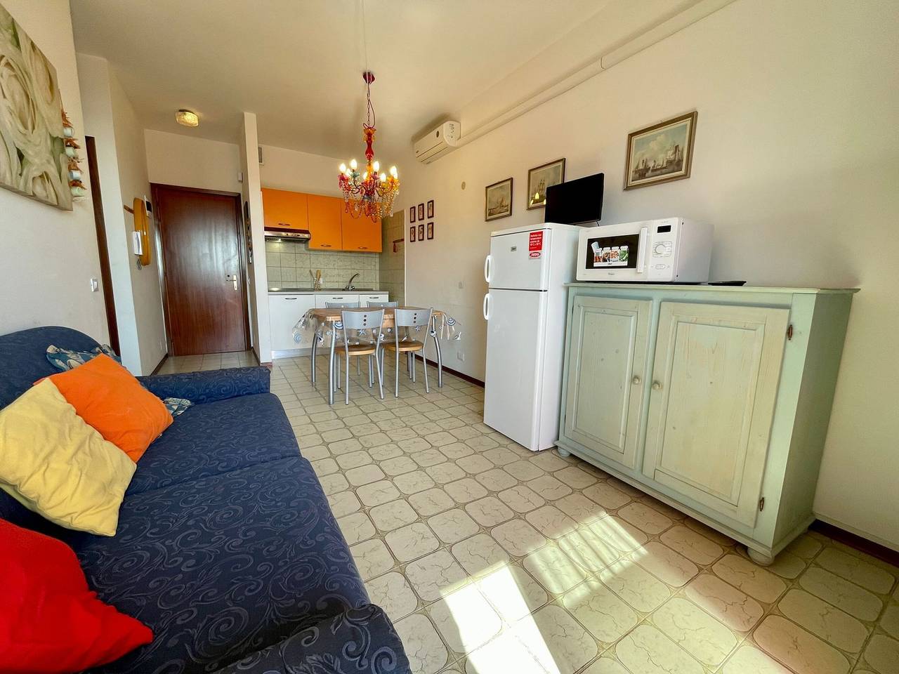 Ganze Wohnung, Ferienwohnung am Meer mit Balkon in Porto Santa Margherita, Caorle