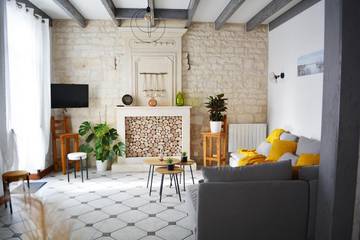 Location de vacances pour 8 personnes, avec jacuzzi ainsi que jardin et terrasse à Pons