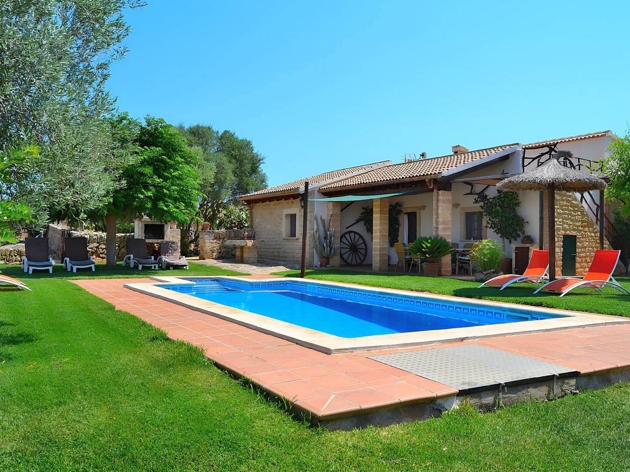 Villa méditerranéenne à Son Serra de Marina, 4 chambres, piscine privée in Santa Margalida, Majorque du Nord
