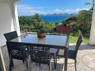 Gîte pour 4 personnes, avec jardin et vue à Terre-de-Bas