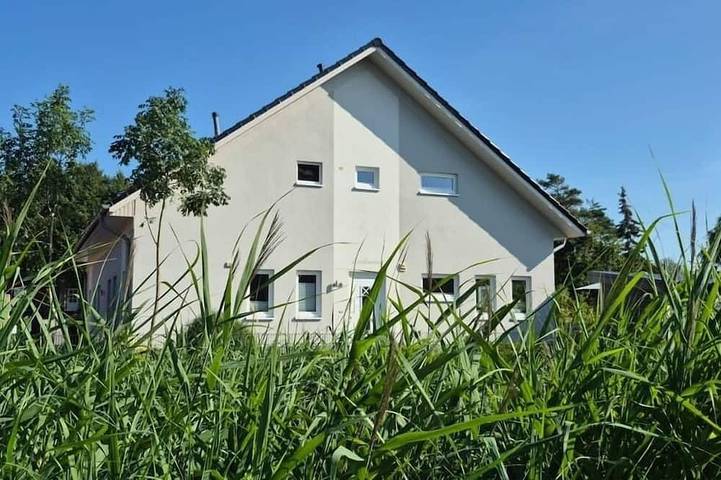 Ferienhaus für 8 Personen, mit Terrasse und Garten sowie Sauna