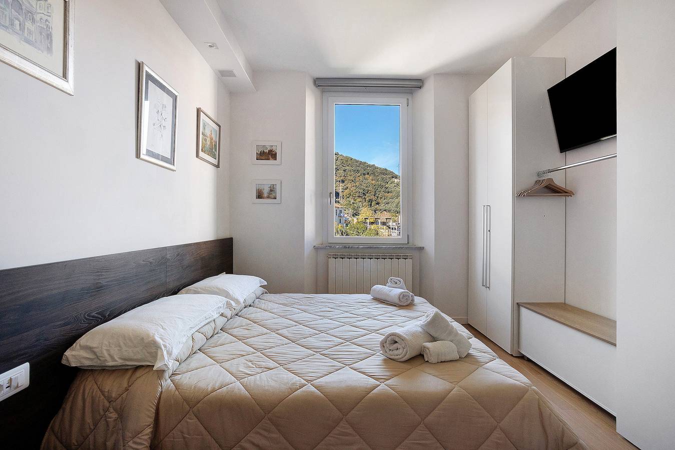 Zimmer 'Stanza 1' mit Bergblick, Wlan und Klimaanlage in La Spezia (By), La Spezia