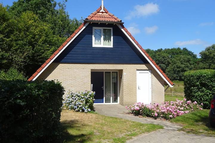 Ferienhaus für 9 Personen, mit Garten und Sauna in Westerbork