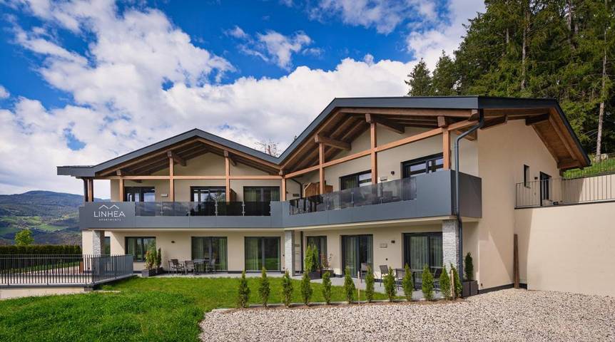 Ferienwohnung für 6 Personen, mit Garten und Ausblick sowie Terrasse in St. Anton (Völs am Schlern)