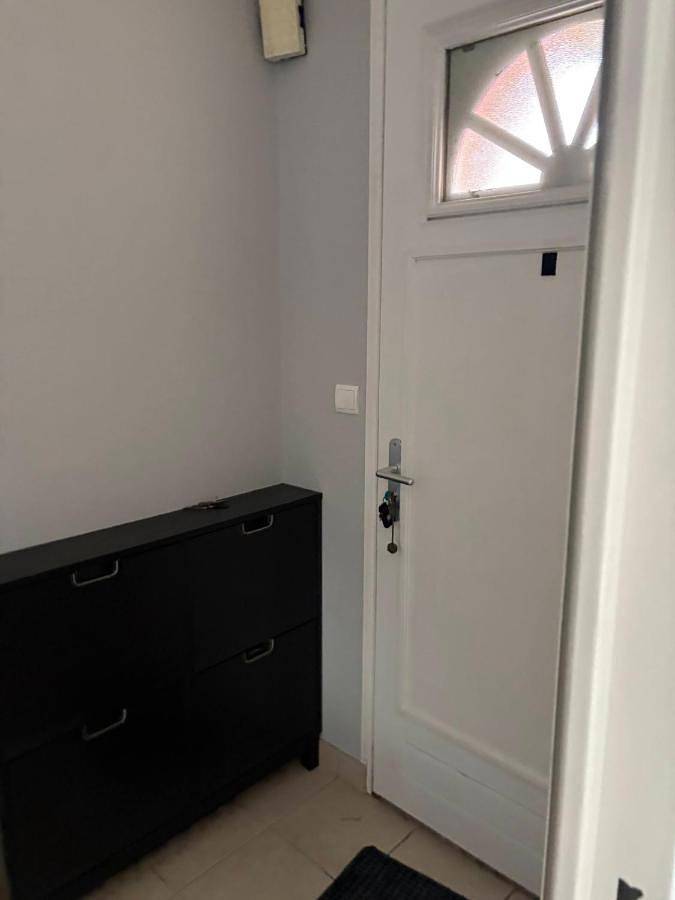 Chambre d'hôtes cosy Saint-Quentin-en-Yvelines Voisins-le-Bretonneux in Voisins-le-Bretonneux, Yvelines