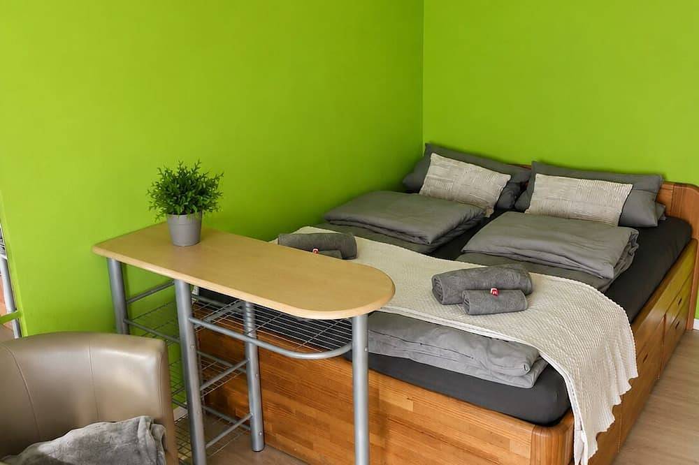 Ganze Wohnung, Velmora Boutique Suites: Budget Apartment Rheingau mit Balkon & Terasse in Oestrich-Winkel, Rheingau-Taunus-Kreis