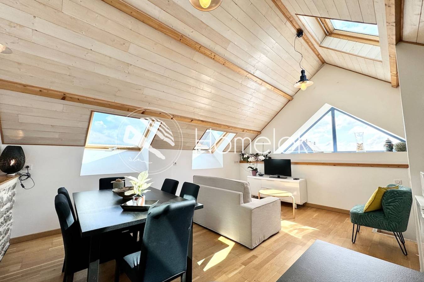 Appartement entier, Duplex atypique Top cosy - Vue mer in Plage de Port Fontaine-Lomener, Ploemeur