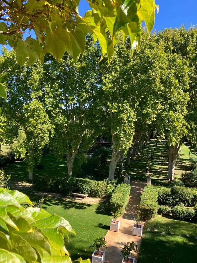 Chambre d’hôte pour 2 personnes, avec jardin et piscine ainsi que vue et vue sur le lac