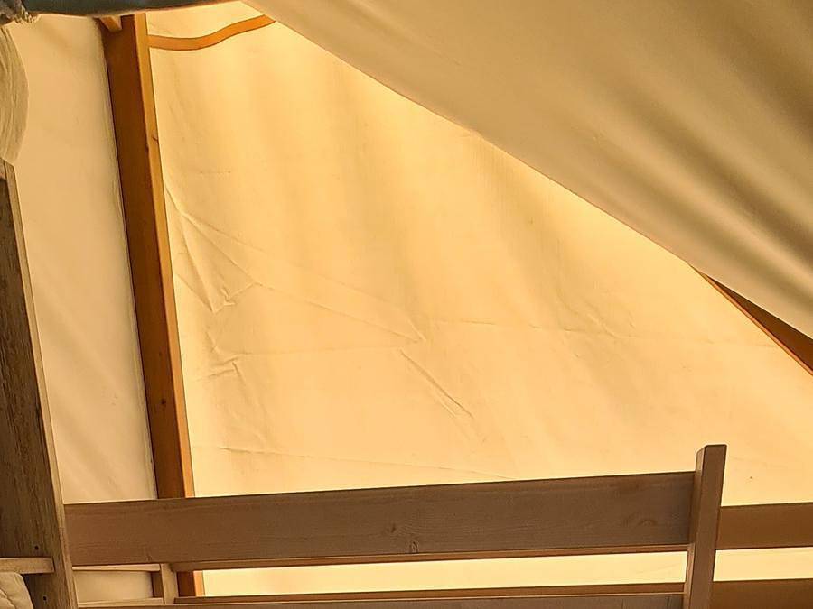 Camping Domaine Papillon - Bungalow de lona 4 personas - Junior Style (Sin instalaciones sanitarias) in Reyrevignes, Parque Natural Regional Causses du Quercy