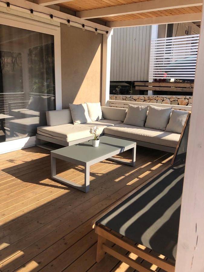 Camping für 4 Personen, mit Ausblick und Terrasse auf Pag - 3