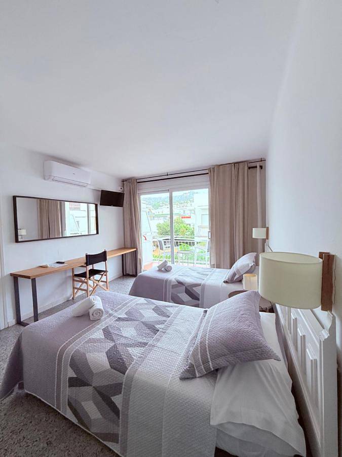 L'Illa Hotel in Platja Gran (Tossa de Mar), Tossa de Mar